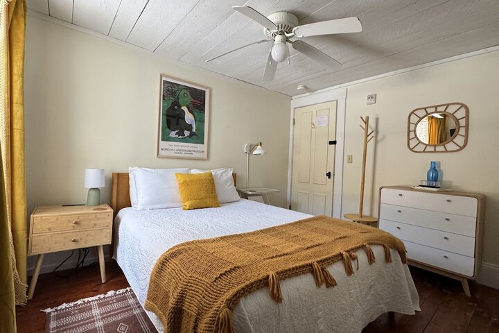 Room 15 of 35