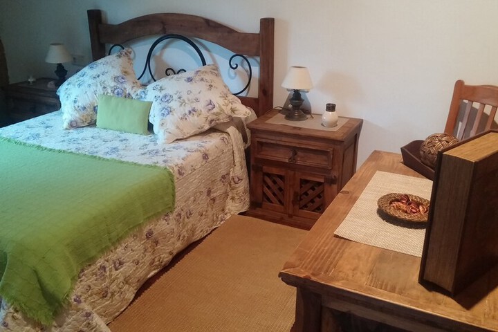Room 4 of 65