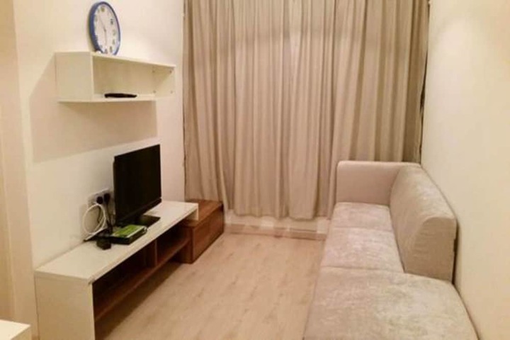 Room 6 of 19