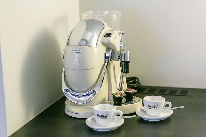 Breakfast/Coffee Service 60 of 140
