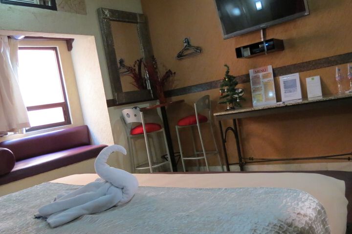 Room 10 of 49