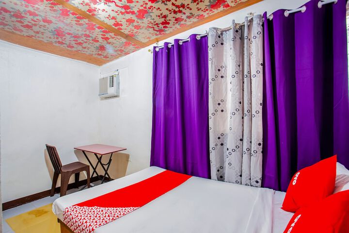 Room 8 of 25