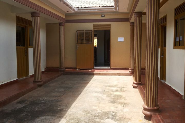 Hotel 2 of 42
