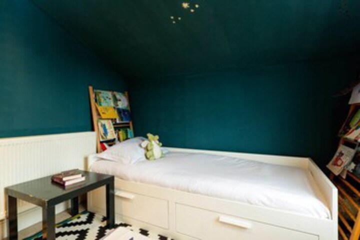 Room 13 of 24