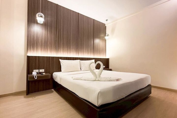 Room 9 of 52
