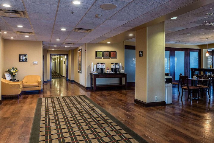 Hotel Interior 12 of 113