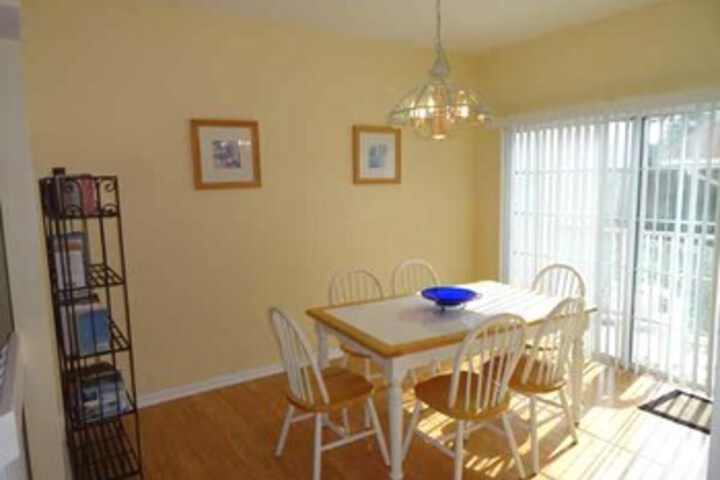 Room 8 of 20