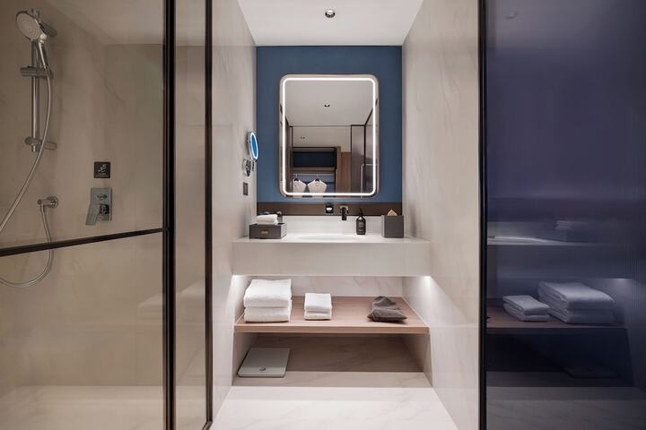 Room 20 of 45