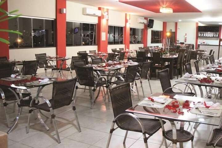 Dining Photos