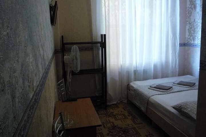 Room 3 of 26