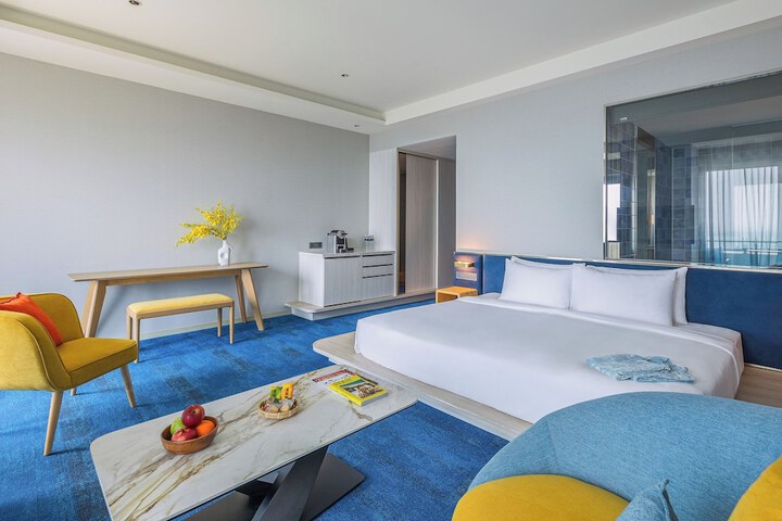 Room 14 of 88