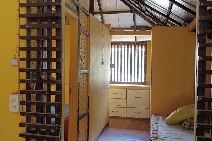 Old Parola Seaside Cottages in Baler