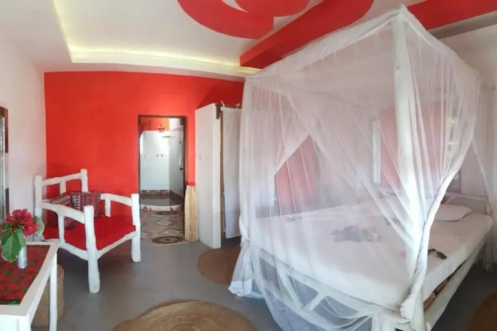 Room 3 of 24