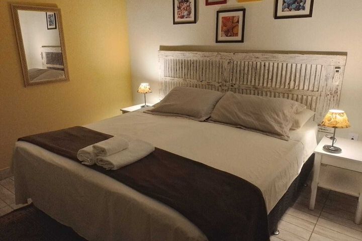 Room 10 of 43