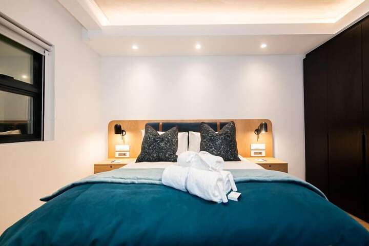 Room 12 of 40