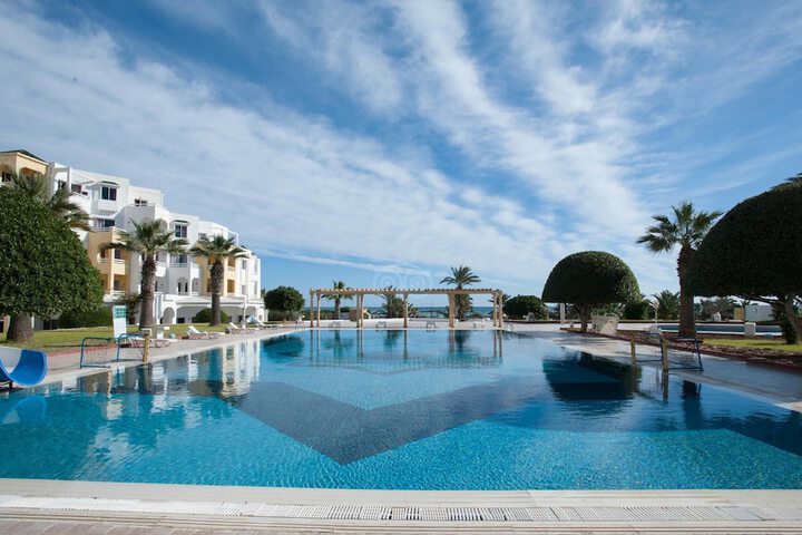 Pool Hotel