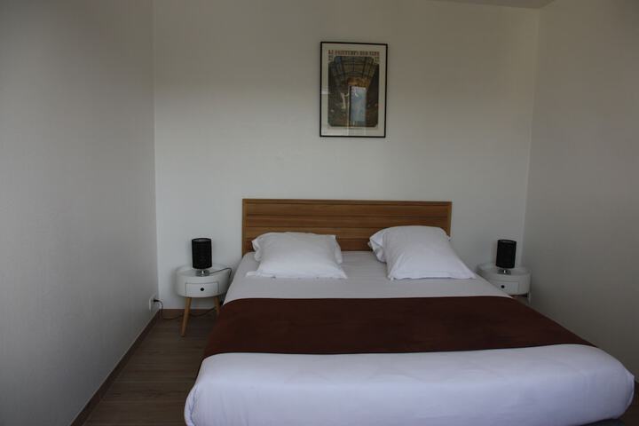 Room 13 of 50