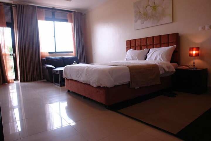 Room 12 of 42