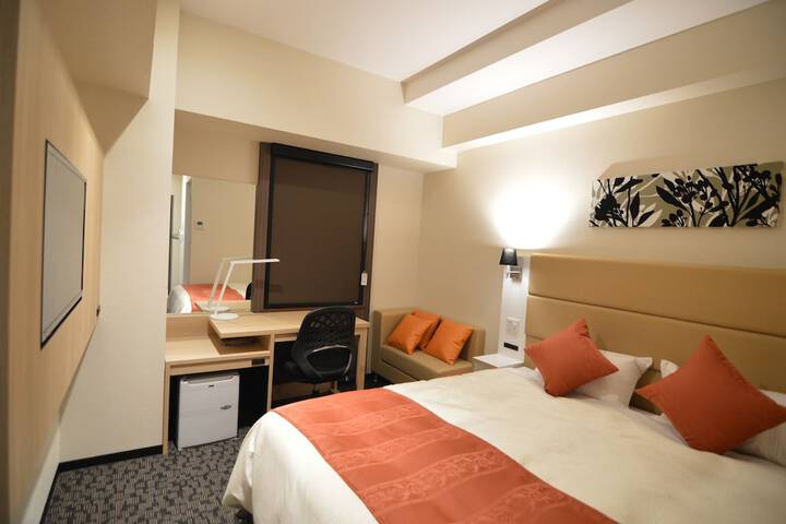 Room 6 of 70