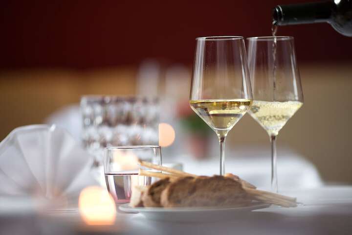 Dining 50 of 60