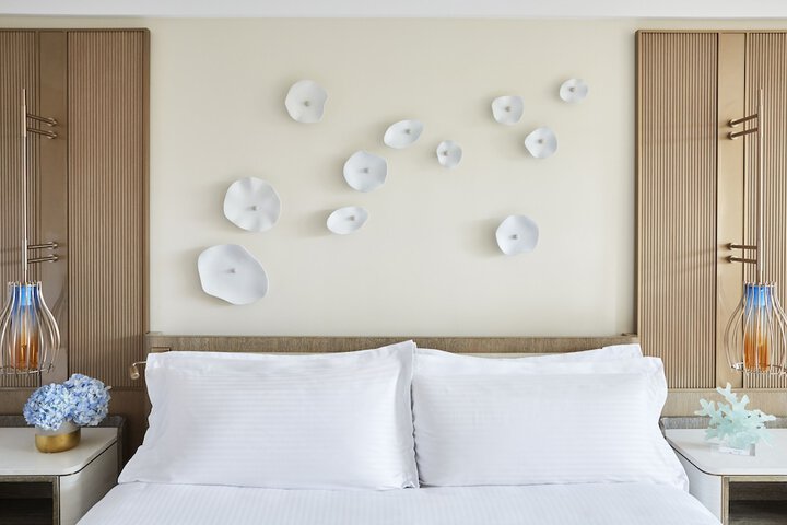Room 4 of 122