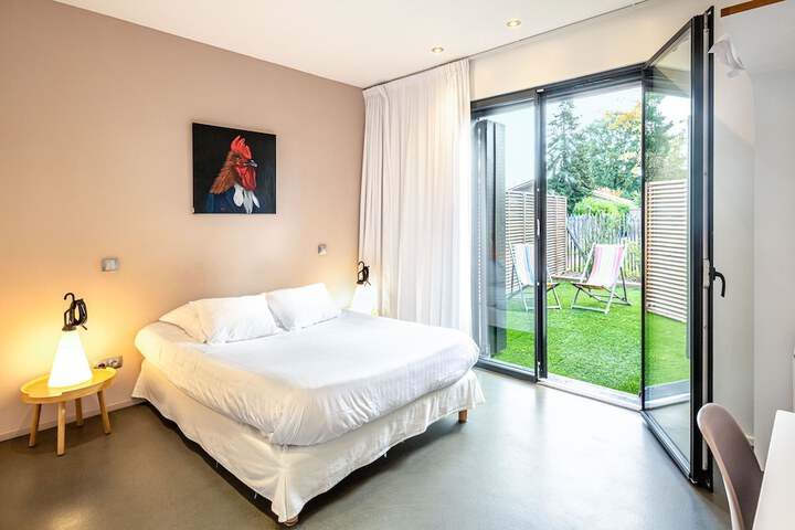 Room 28 of 60