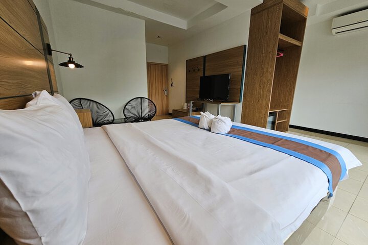 Room 14 of 40