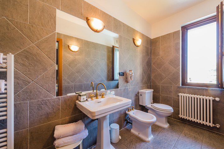 Bath Interior