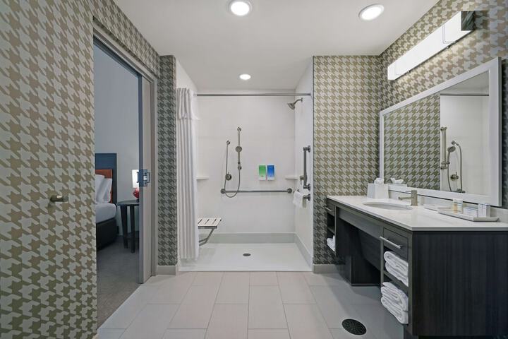 Bathroom shower