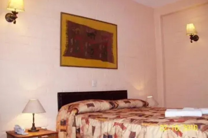 Room 3 of 11