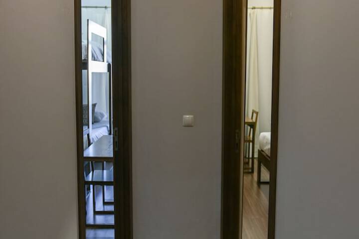 Room 13 of 80