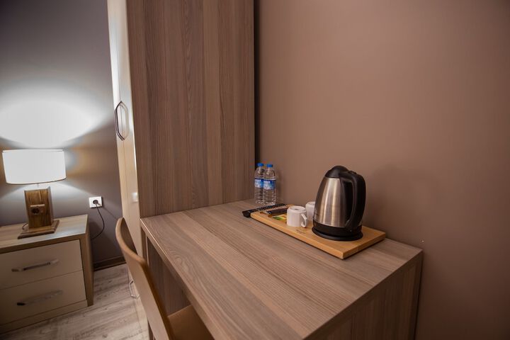 Room 18 of 24