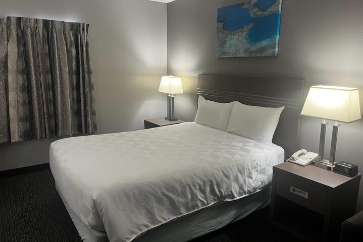 Room 9 of 43