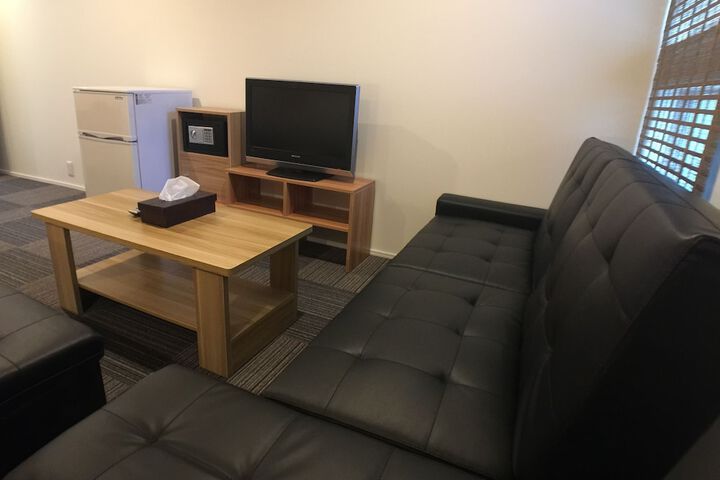 Room 17 of 21
