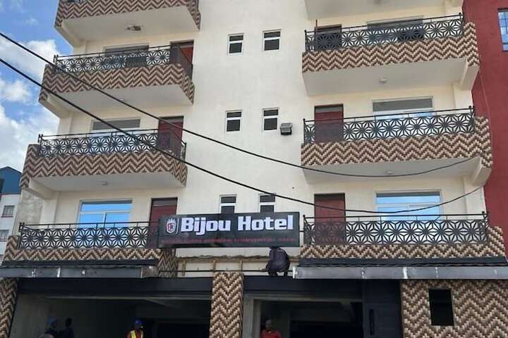 Hotel 53 of 56