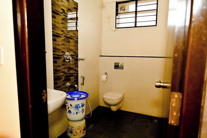 Room 48 of 82