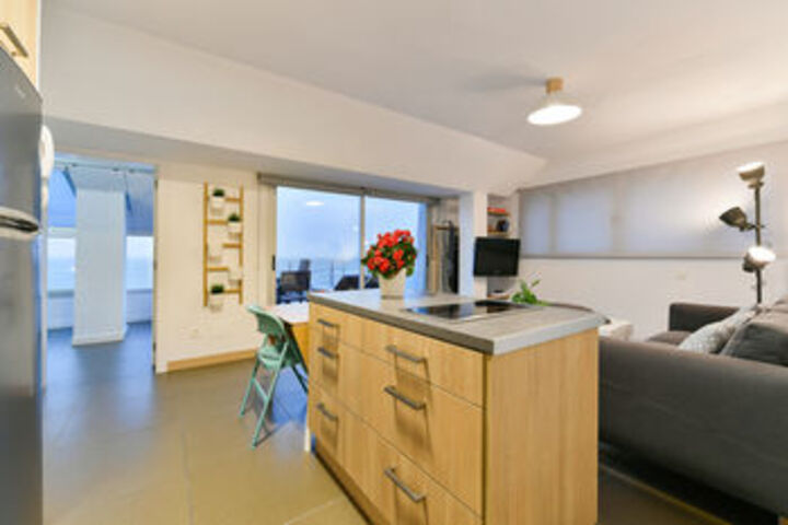Room 20 of 27