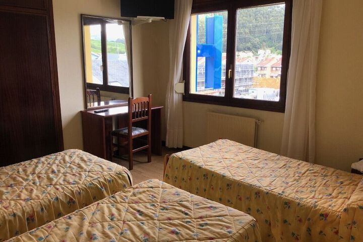 Room 9 of 21