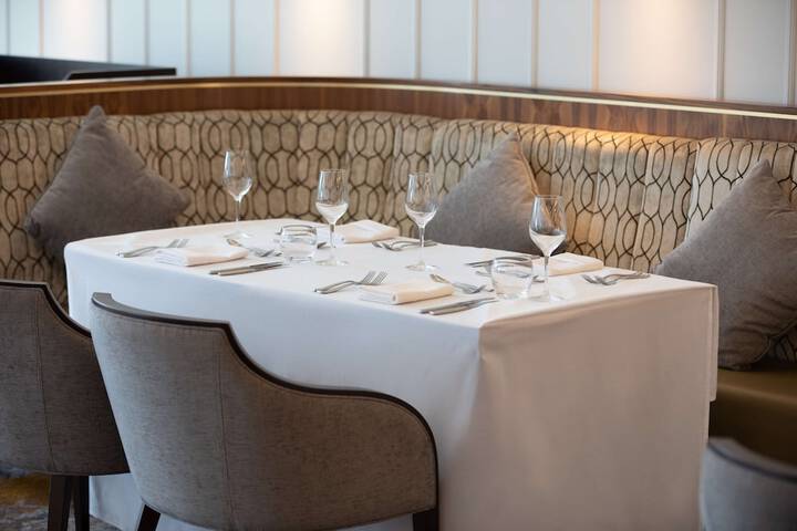 Dining 73 of 206