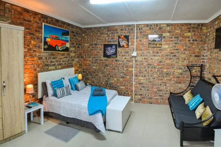 Room 3 of 13