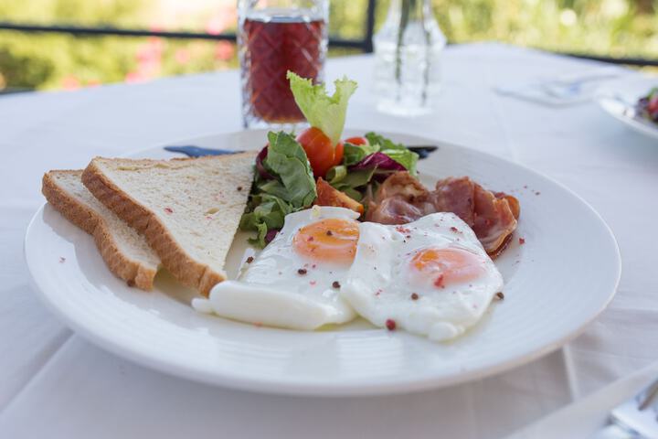Breakfast/Coffee Service 60 of 72