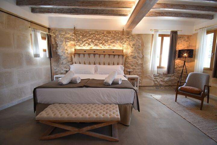 Room 6 of 40