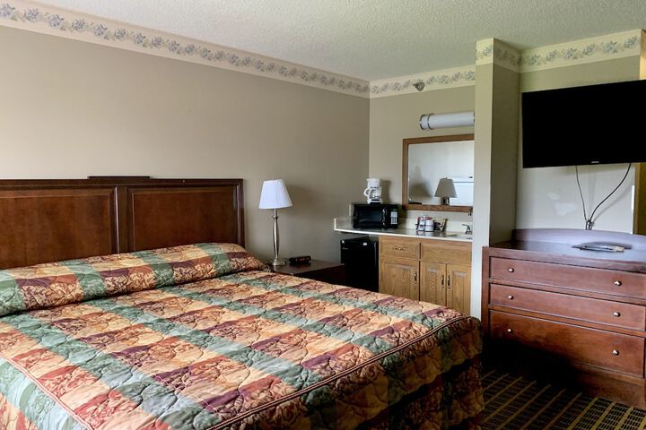 Room 18 of 52