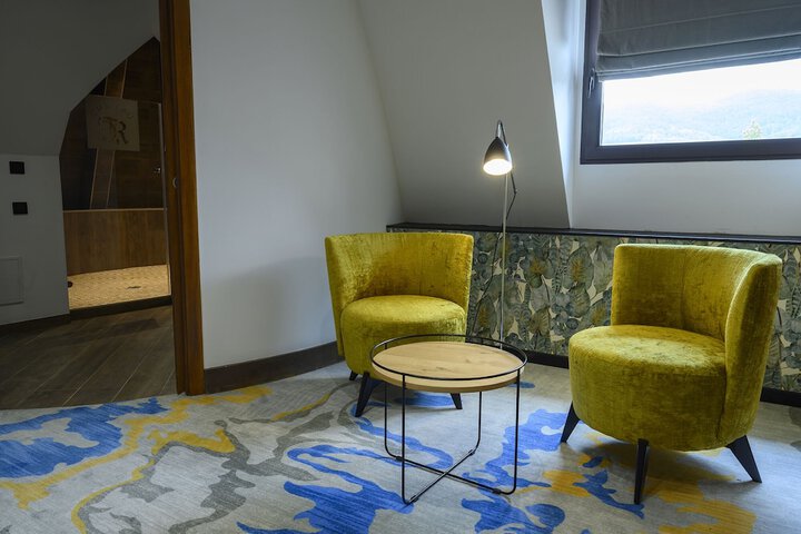 Room 20 of 217