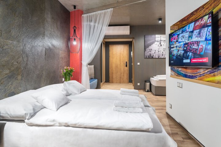 Room 57 of 135