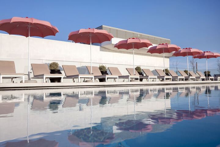 Pool 20 of 66