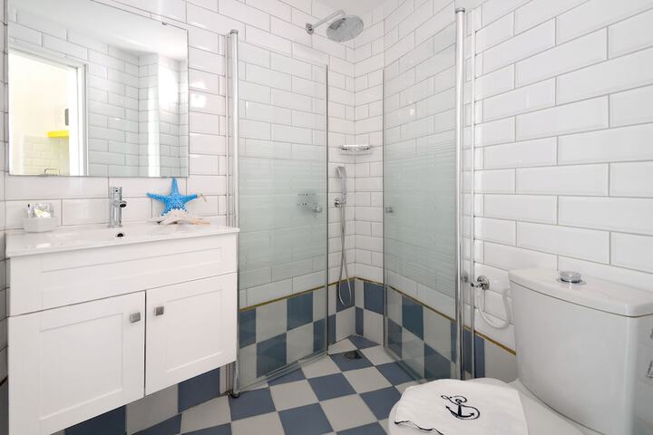 Bathroom Interior Photo