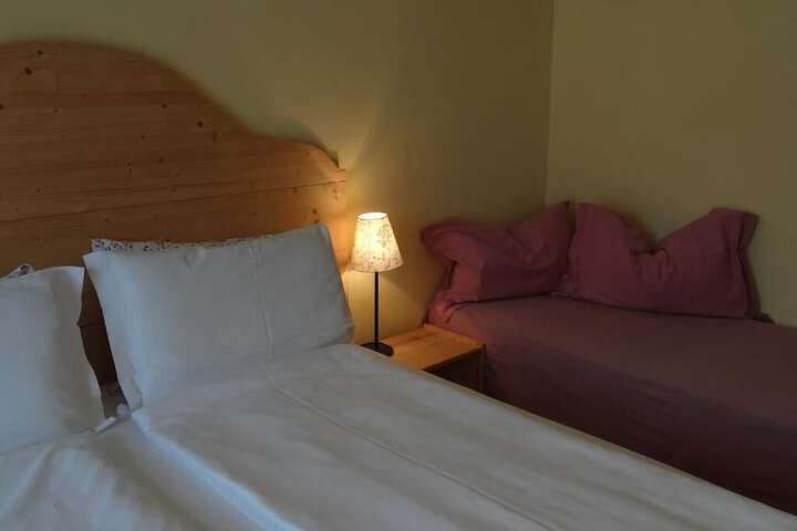 Room 17 of 84