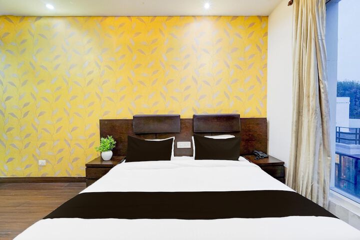 Room 20 of 27