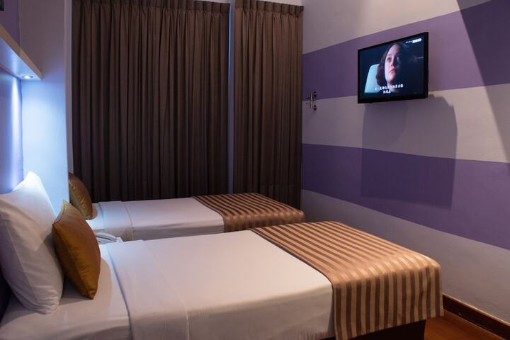 Room 25 of 56